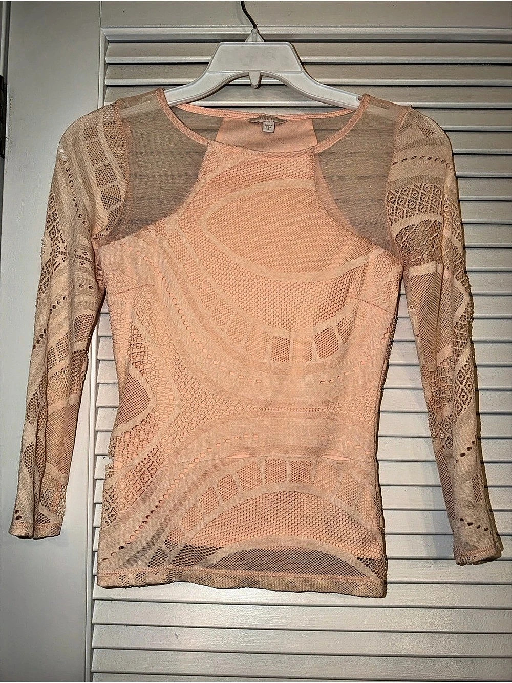 Guess Womens Small Pink lace Long Sleeve Size Small
